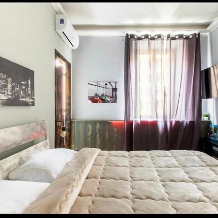 Django Apartament Roma Esterno foto